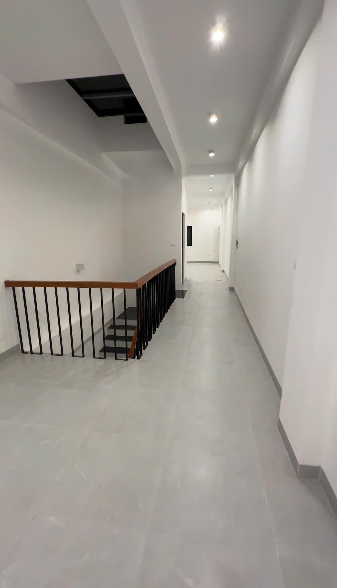 Cho thuê nhà ngõ ô tô Phố Phúc Tân, Hoàn Kiếm làm căn hộ dịch vụ, Home stay, Spa 22tr - Ảnh 2